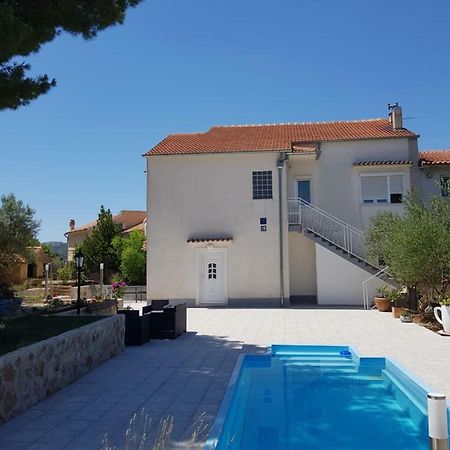 Holiday House "Villa Flora" Sibenik Exterior photo