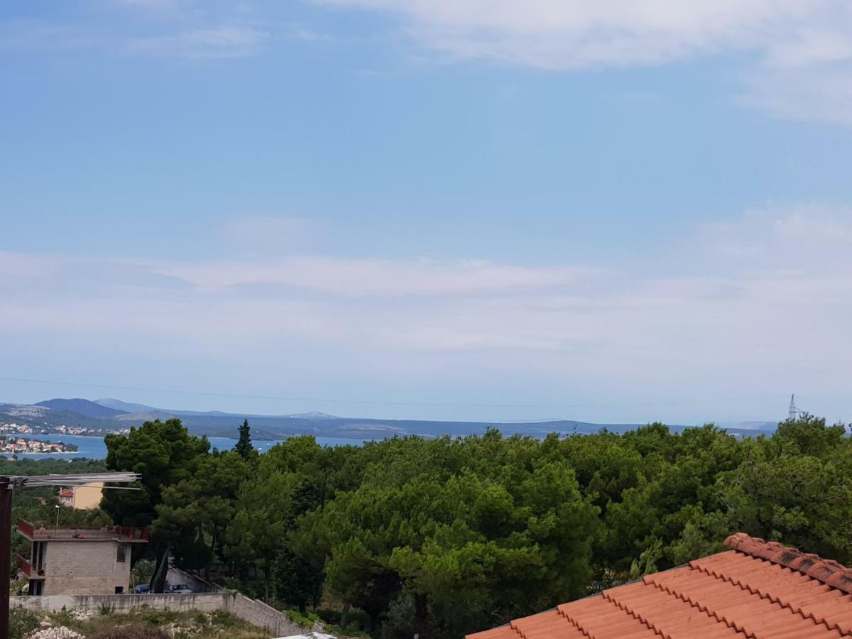 Holiday House "Villa Flora" Sibenik Exterior photo